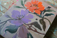 Load image into Gallery viewer, Horizontal Floral
